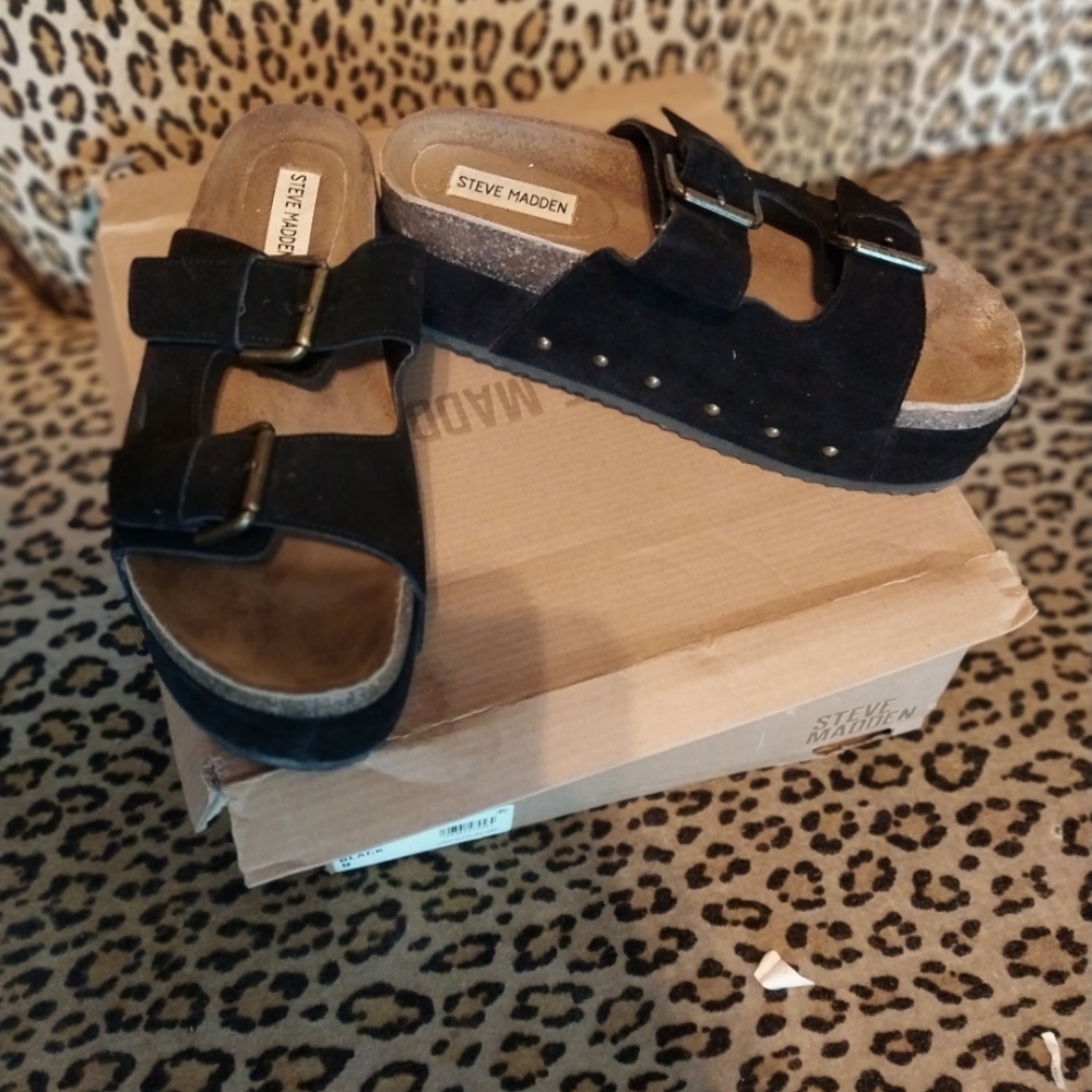 Sandals - image 1